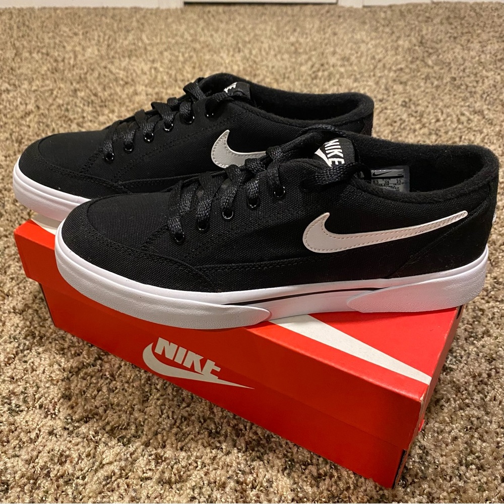 Women’s Nike GTS ‘16 TXT Black Size 8